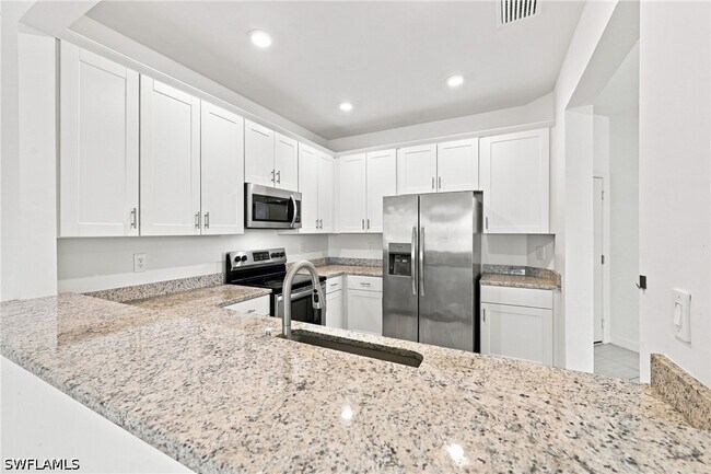 Building Photo - 14236 Pine Lodge Ln