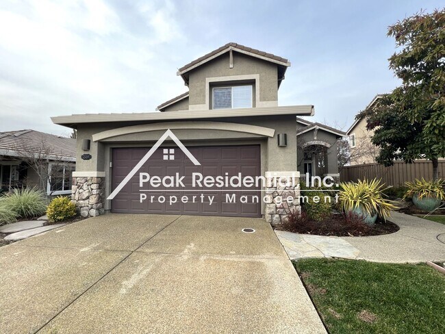 Building Photo - Beautiful Empire Ranch 3bd/3ba Home with B...