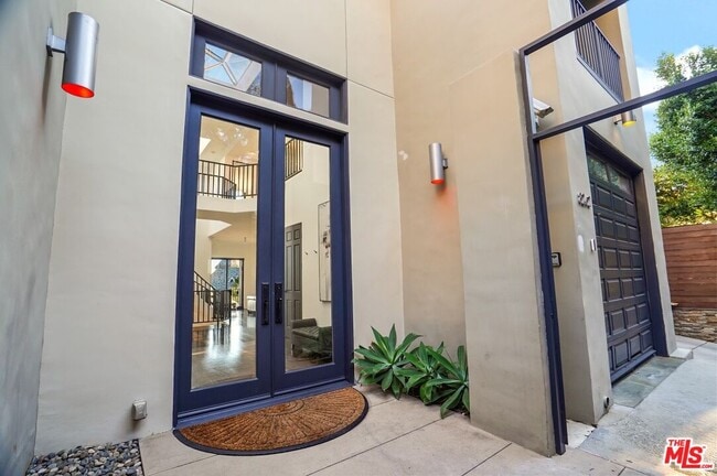 Building Photo - 8262 WOODSHILL Trl