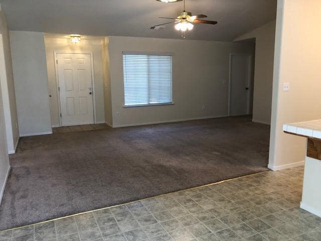 Building Photo - 932 Alpen Dr