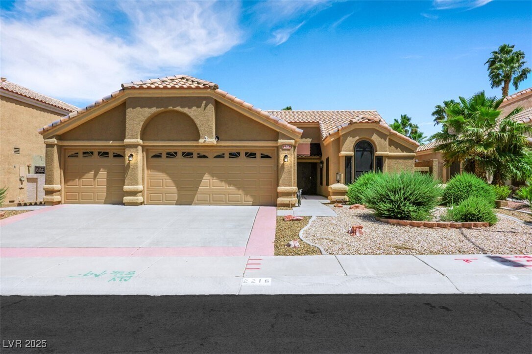 Foto principal - 2216 Sapphire Valley St