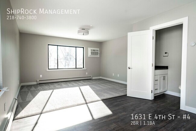 Foto del edificio - 1631 E 4th St
