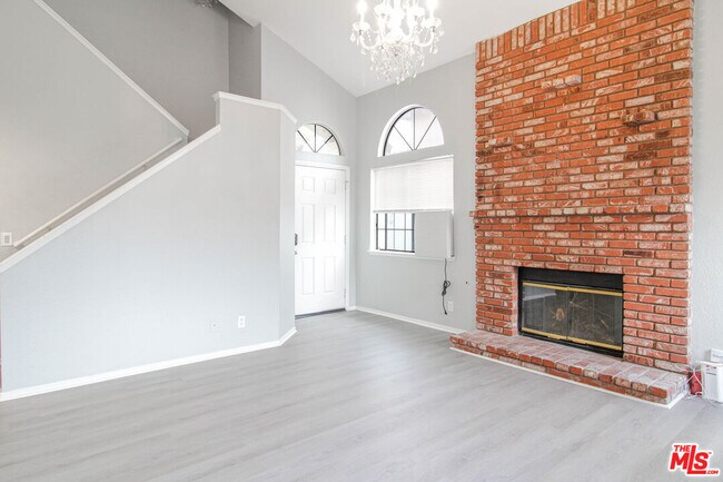 Building Photo - 45809 Evelyn Ct