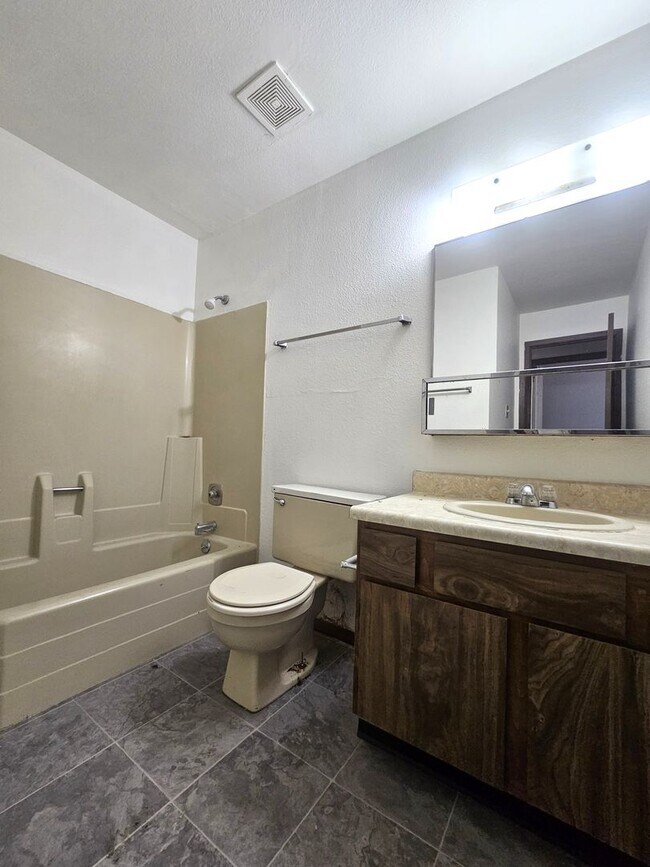 Foto del edificio - 747 Glenarm St