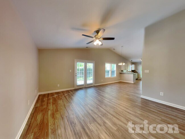 Foto del edificio - 260 Brookstone Dr