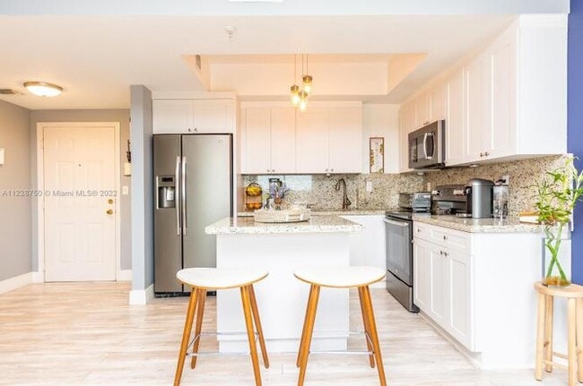 Building Photo - 3500 Coral Way
