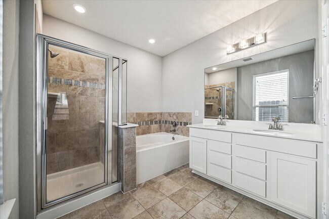 Foto del edificio - 14019 Harmony Ridge Trl