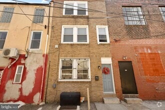 Building Photo - 703 S Randolph St