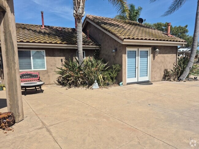 Building Photo - 2262 Morgan Dr