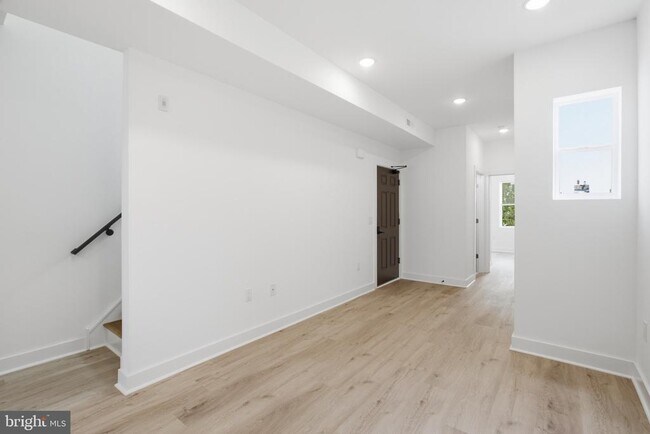 Foto del edificio - 4312 Pennsgrove St