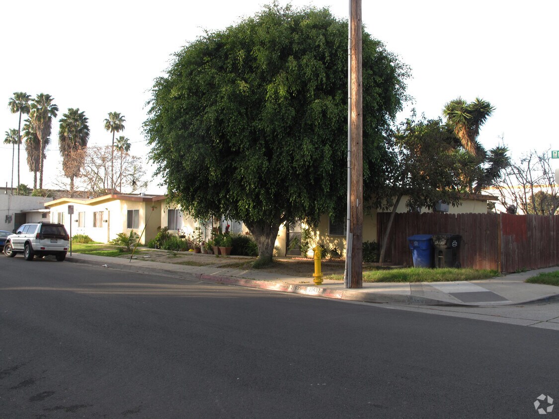 Building Photo - 21637 Belshire Ave