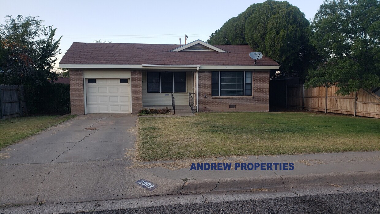 2902 Jewell Dr, Amarillo, TX 79109 House Rental in Amarillo, TX