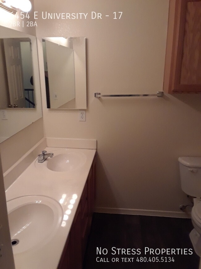 Foto del edificio - 6454 E University Dr