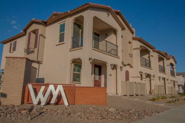 Foto del edificio - Brand New luxurious Model Home in Warner Meadows!