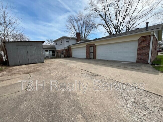 Foto del edificio - 7240 Westlake Rd