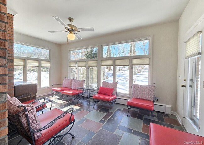 Foto del edificio - 77 Jamaica Ave