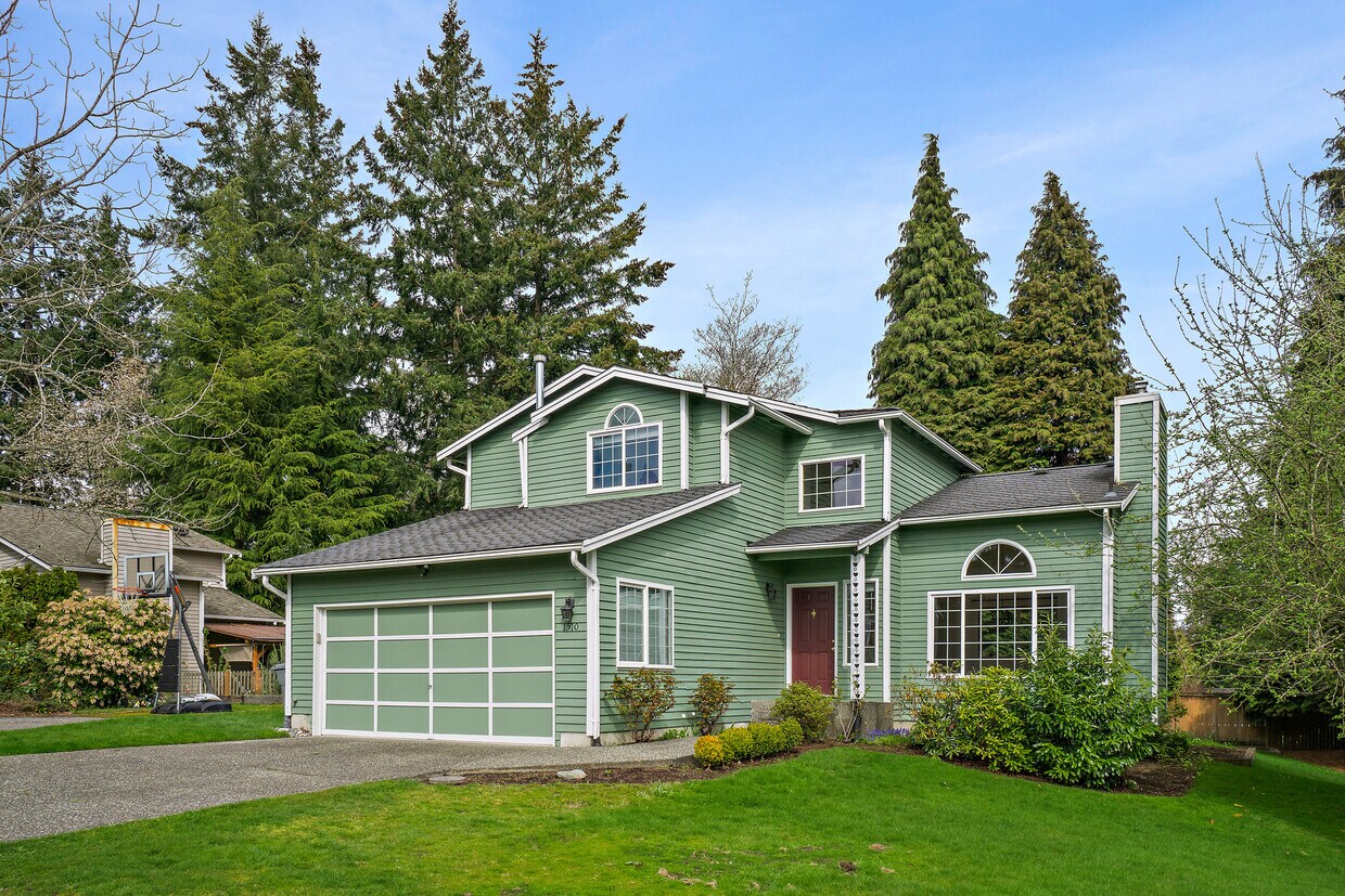 1510 3rd St, Kirkland, WA 98033 House Rental in Kirkland, WA