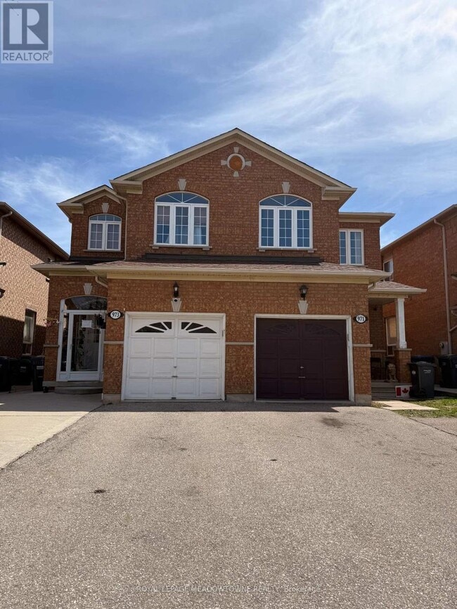 Building Photo - 973 Ledbury Crescent