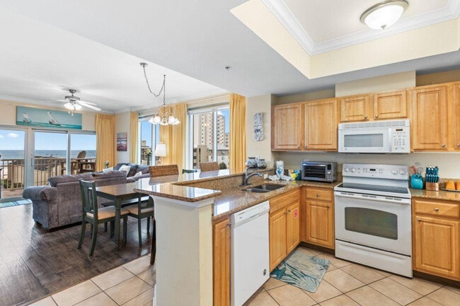 Building Photo - 1010 W Beach Blvd