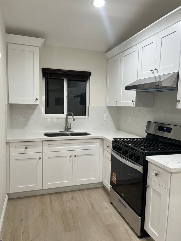 Building Photo - 14235 San Cristobal Dr