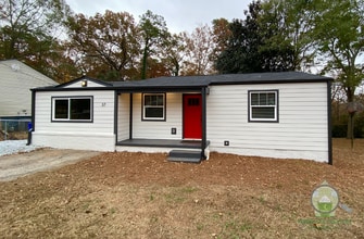 Building Photo - 37 Prancer Ave