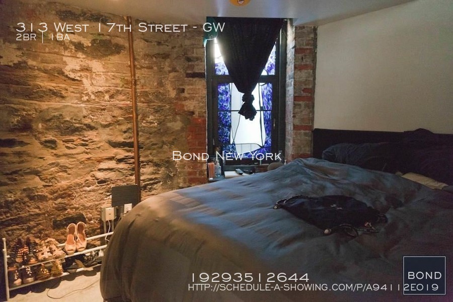 Primary Photo - 313 W 17th St