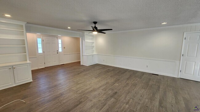 Foto del edificio - 114 Van Dr