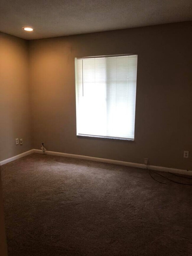 Foto del edificio - 5433 Brookswood Way