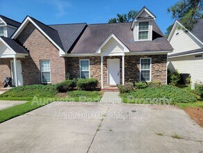 Building Photo - 211 Brook Ct
