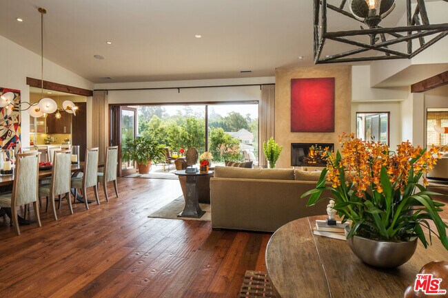 Foto del edificio - 762 Westmont Rd