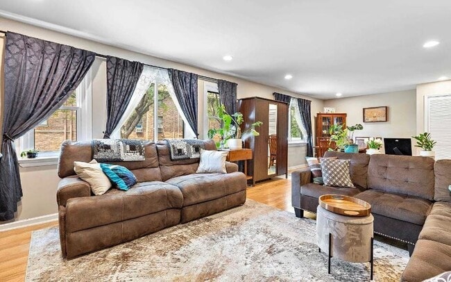 Foto del edificio - 741 10th St