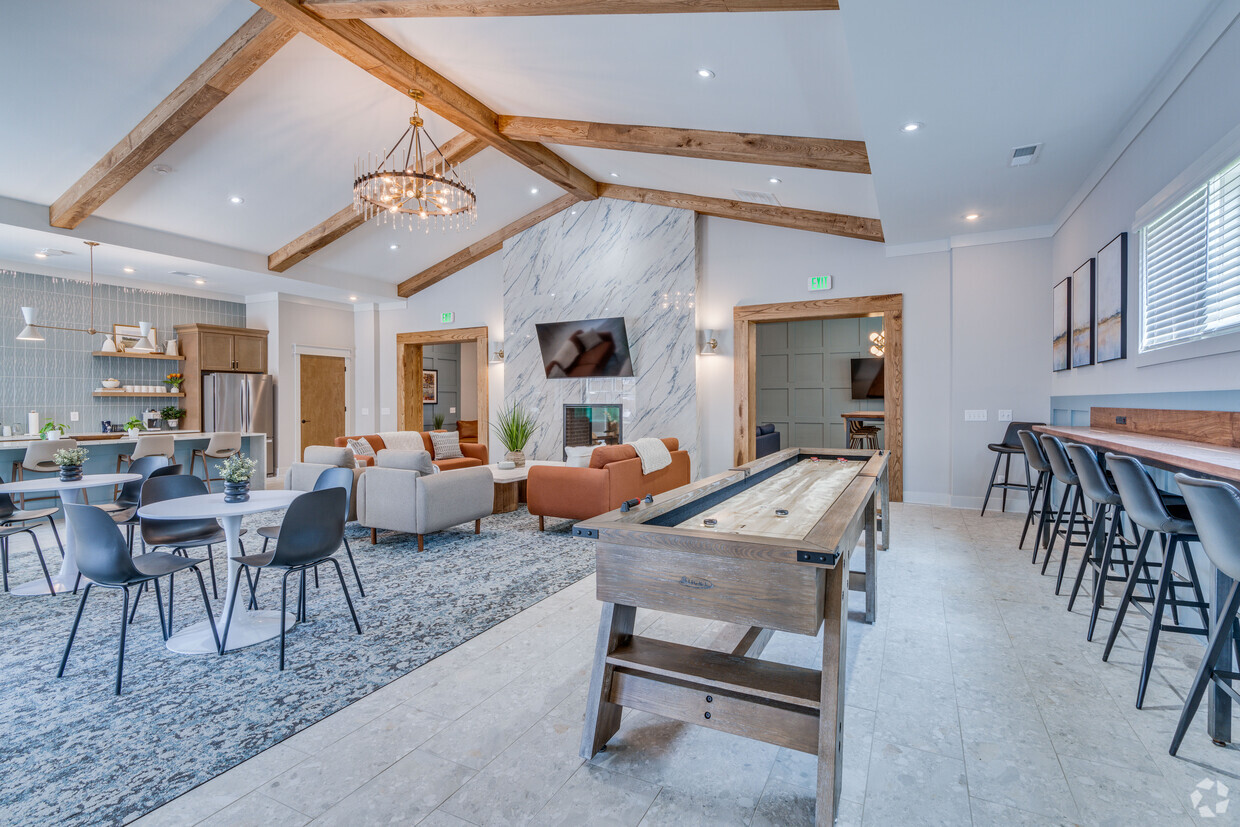Primary Photo - Riverstone Apartments