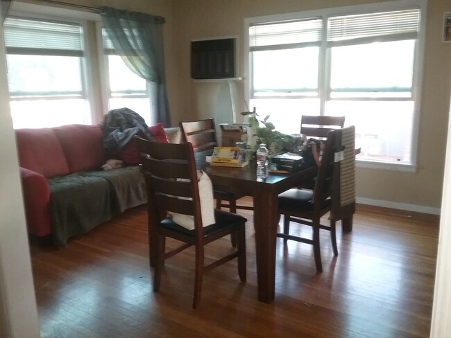 Área de comedor. - 4804 Austin Dr
