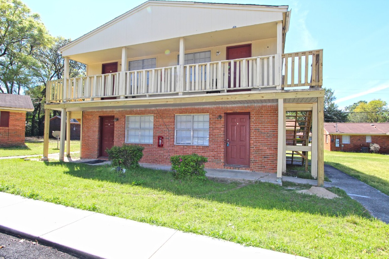 10151 Guidy Ln Unit E-4, Pensacola, FL 32514 - Room for Rent in ...