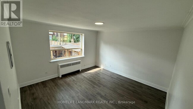 Building Photo - 676-676 Mt Pleasant Rd