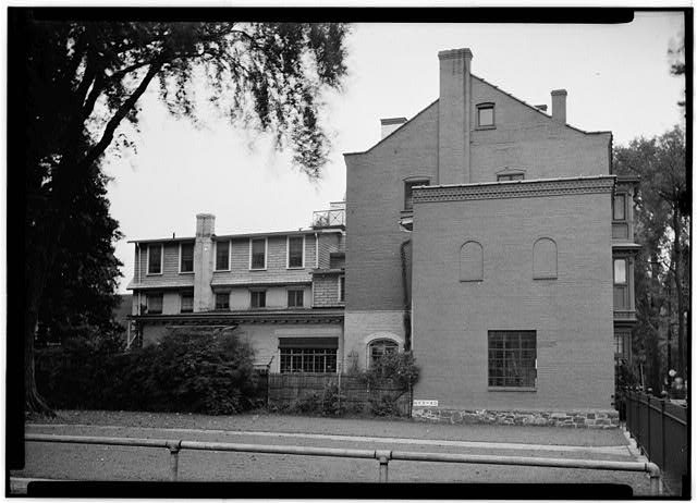 Building Photo - John Glen House