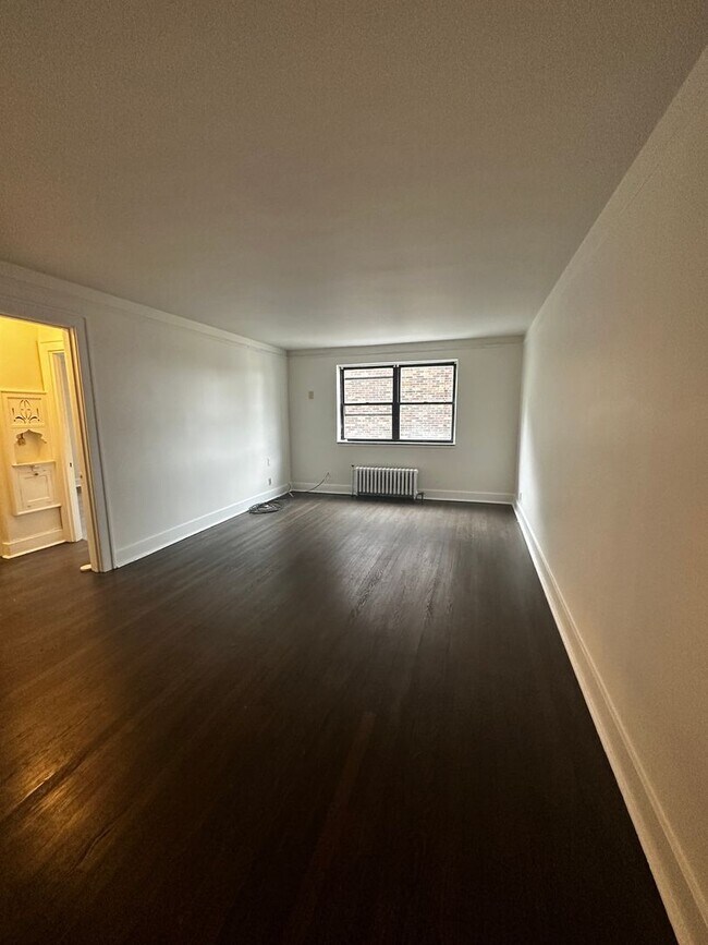 Foto del edificio - 3100 Brownsville Rd