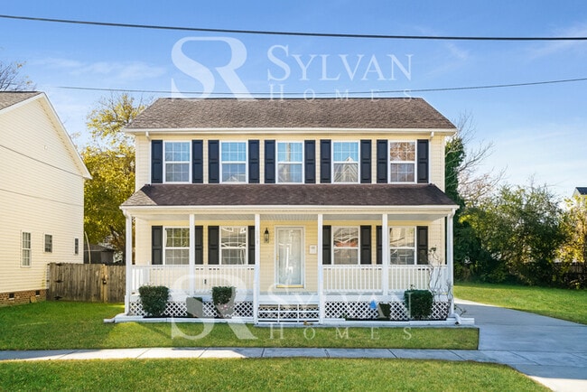 Building Photo - Life Just Got Better!