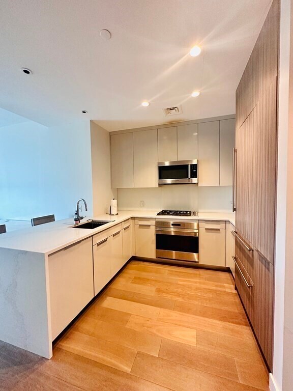 Foto principal - 186 Brookline Ave