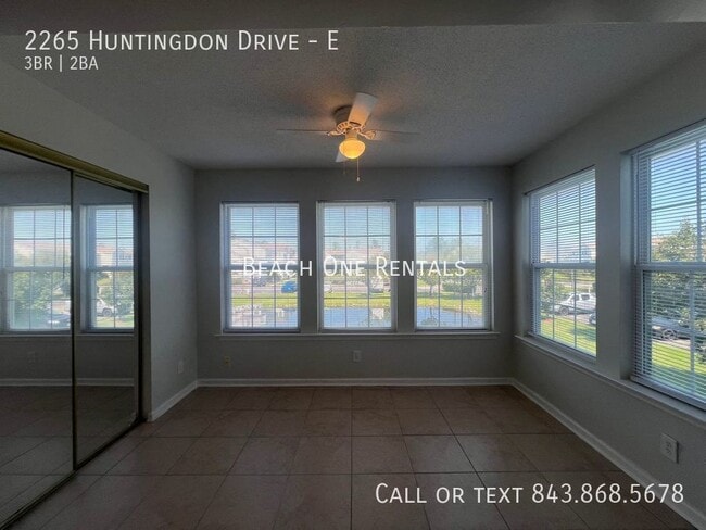 Building Photo - 2265 Huntingdon Dr