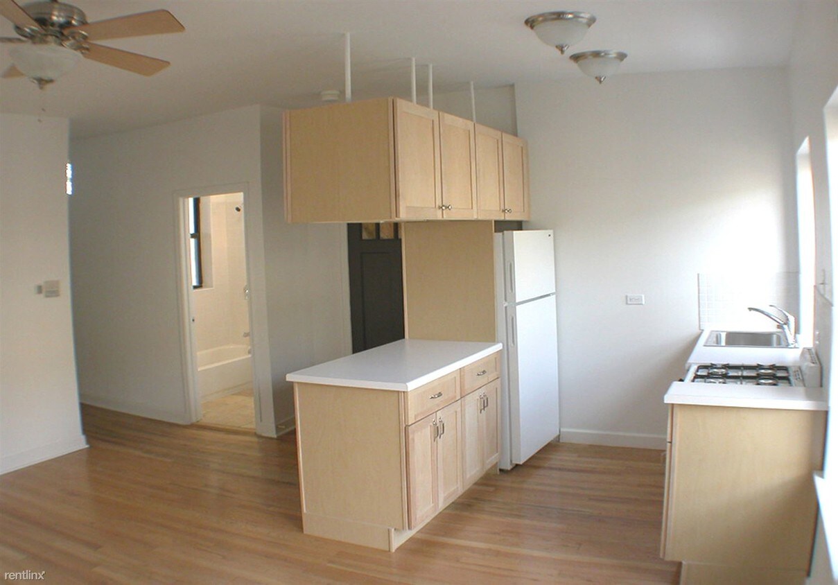 Foto principal - 1120 E 47th St
