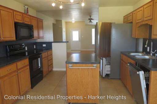Building Photo - 2704 Alamocitos Creek Dr