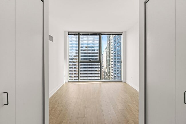 Photo - 237 N Garland Ct Apartment