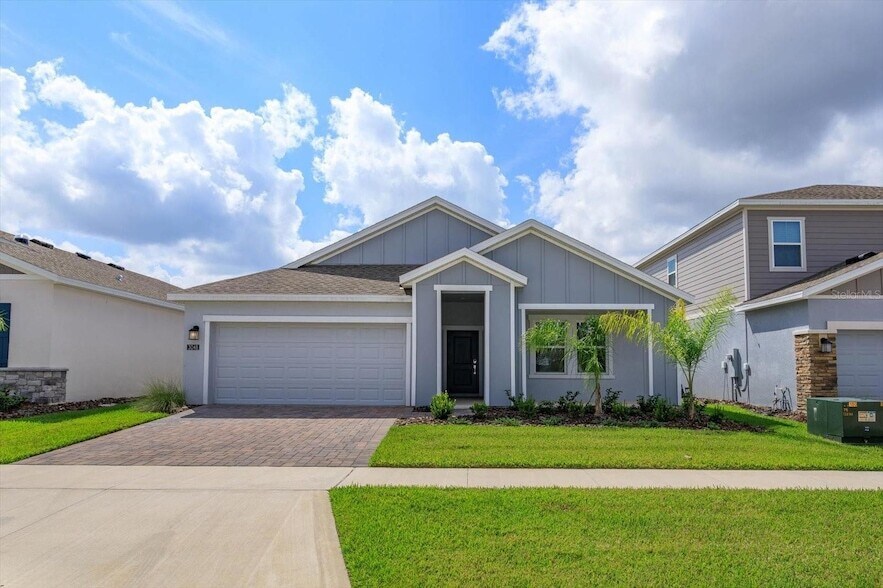 Photo - 3048 Armstrong Ave