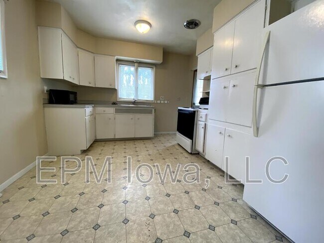 Foto del edificio - 1522 W 4th St