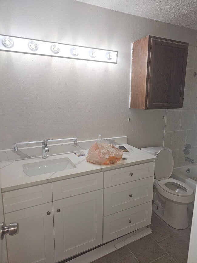 Foto del edificio - Updated 3-Bedroom, 2-Bath Home in a Quiet Area!!!