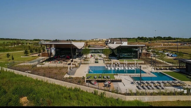 Foto del edificio - Room in House on Hamadryas Dr