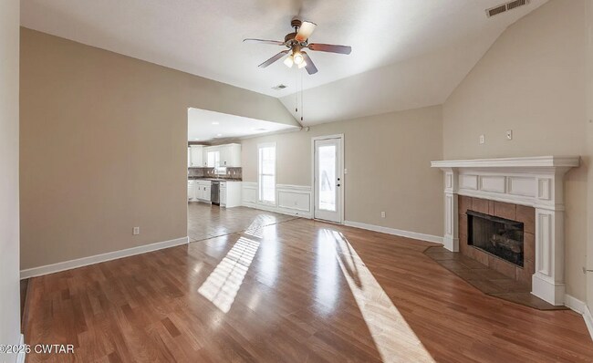 Foto del edificio - 16 Birch Hollow Ln