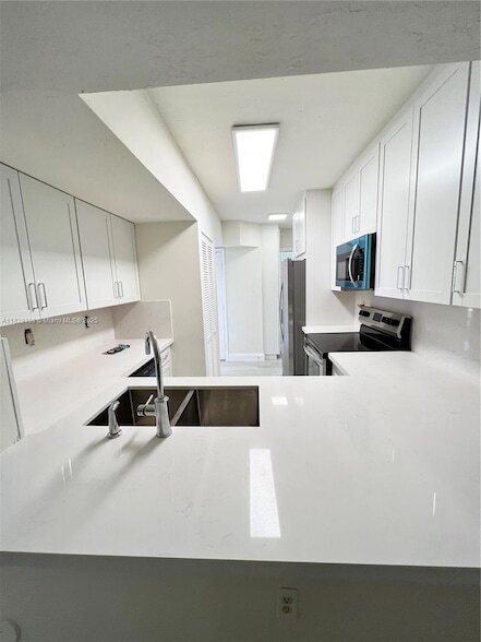 Building Photo - 12472 NW 11th Ln