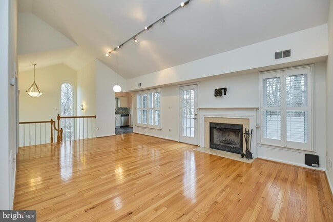 Building Photo - 1565 Church Hill Pl